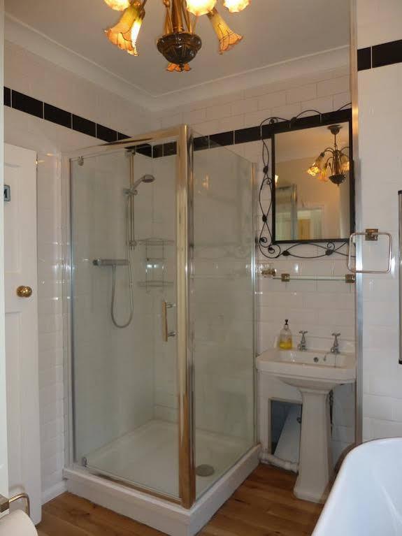 Beachview Guest House Accommodations Margate Bagian luar foto